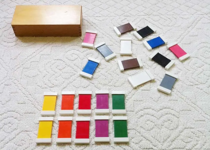 Montessori-color-tablet