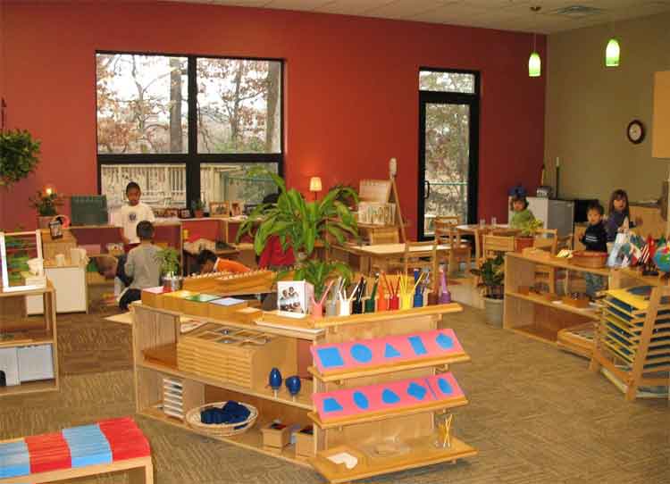 montessori-class-room